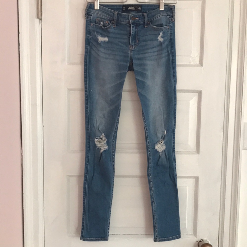 Hollister super skinny ripped jeans